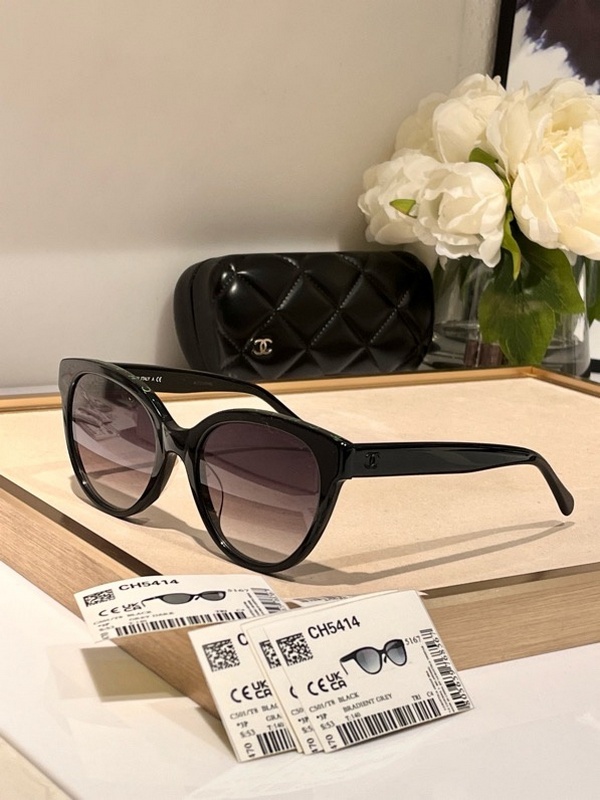 Chanel Sunglasses 60